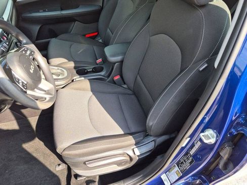 Certified 2023 Kia Forte LXS w/ LXS Technology Package FWD image 20