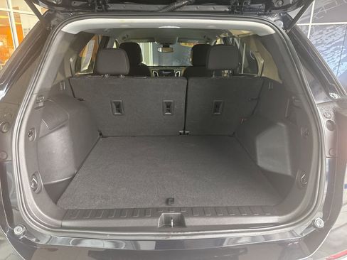 Used 2021 Chevrolet Equinox LT image 13