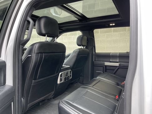 Used 2018 Ford F150 Lariat w/ Equipment Group 502A Luxury image 15