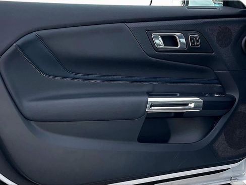 Used 2025 Ford Mustang GT Premium image 21