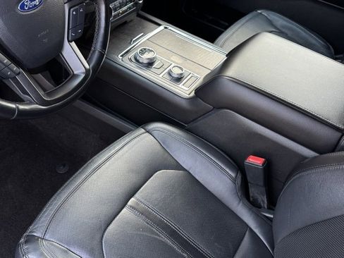 Used 2020 Ford Expedition Max Limited image 6