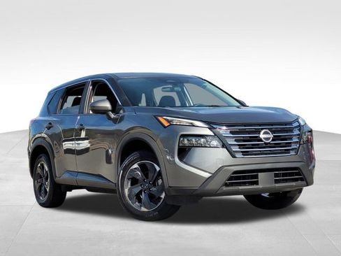 Used 2024 Nissan Rogue SV image 22