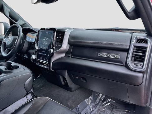 Used 2024 RAM 1500 Laramie AWD/4WD image 29