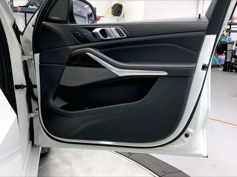 Certified 2024 BMW X7 xDrive40i w/ Executive Package AWD/4WD image 27