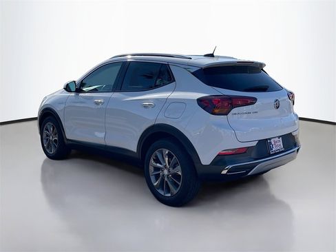 Used 2023 Buick Encore GX Essence w/ Experience Buick Package image 5