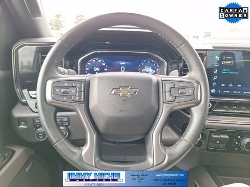Used 2023 Chevrolet Silverado 1500 ZR2 w/ Technology Package image 8