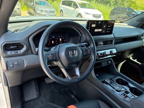 Used 2026 Honda Passport TrailSport image 14