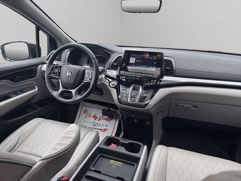 Used 2023 Honda Odyssey Elite image 20