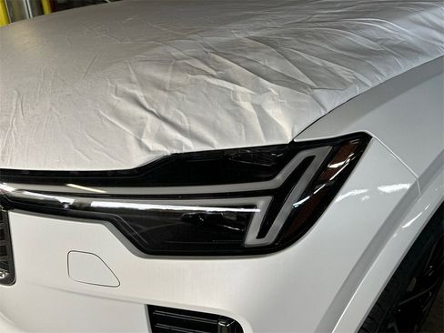 New 2026 Volvo XC90 B6 Plus w/ Protection Package Premier image 7