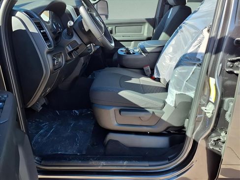 New 2026 RAM 2500 Tradesman AWD/4WD image 22