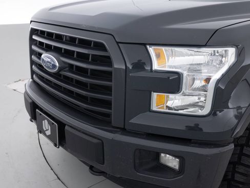 Used 2016 Ford F150 XLT w/ Equipment Group 302A Luxury image 16