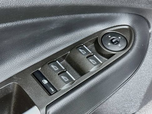 Used 2019 Ford Escape Titanium FWD image 31