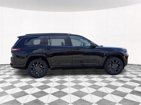 New 2026 Jeep Grand Cherokee L Limited AWD/4WD image 11