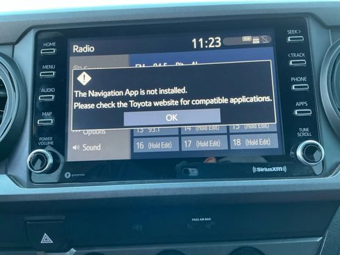 Used 2020 Toyota Tacoma TRD Sport image 27