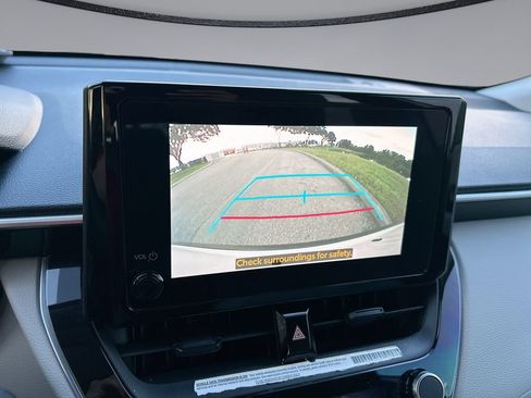 Used 2023 Toyota Corolla Cross L FWD image 22