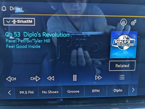 Used 2024 Chevrolet Silverado 2500 High Country w/ Technology Package image 39