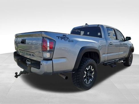 Used 2023 Toyota Tacoma TRD Off-Road w/ Technology Package AWD/4WD image 13