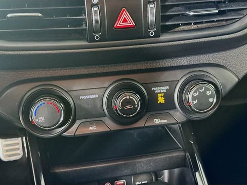 Used 2020 Kia Forte GT-Line image 18