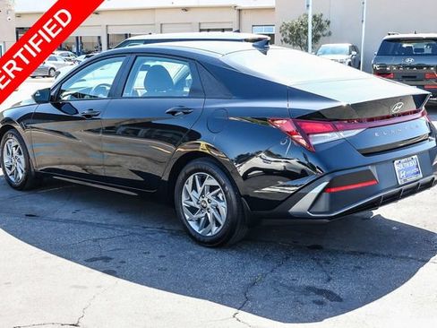 Certified 2024 Hyundai Elantra SEL FWD image 4