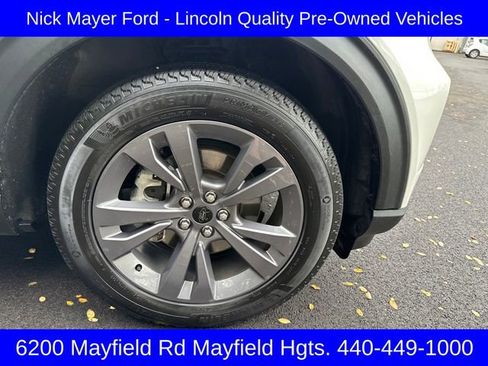 Used 2022 Ford Explorer XLT w/ Equipment Group 202A image 29