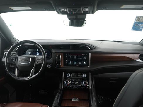 Used 2023 GMC Yukon XL Denali Ultimate image 14