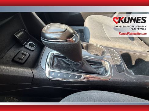 Used 2019 Chevrolet Cruze LT w/ LT True North Edition FWD image 28
