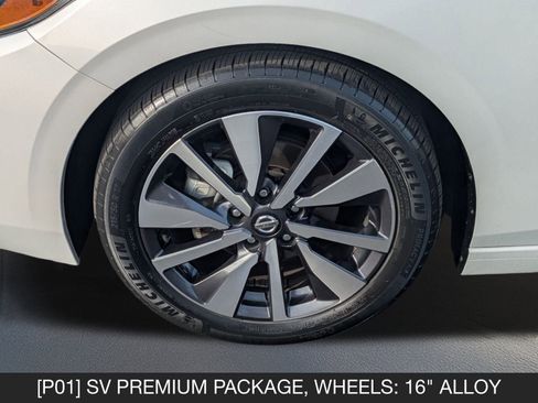 Certified 2021 Nissan Sentra SV w/ SV Premium Package image 11