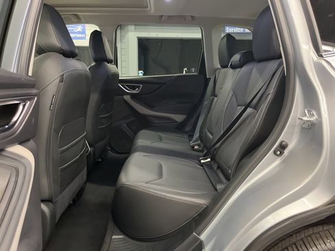 Used 2024 Subaru Forester Limited image 31