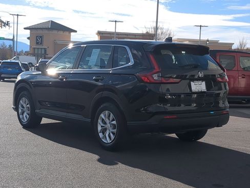 Used 2023 Honda CR-V LX image 8