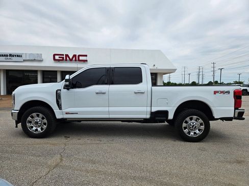 Used 2024 Ford F250 Lariat w/ Lariat Ultimate Package AWD/4WD image 2