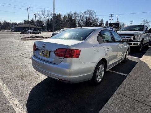 Used 2012 Volkswagen Jetta TDI image 6