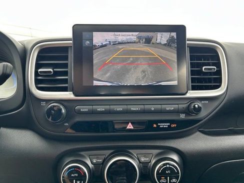 Used 2023 Hyundai Venue SEL w/ Cargo Package FWD image 16