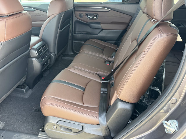 New 2026 Honda Pilot Touring image 16