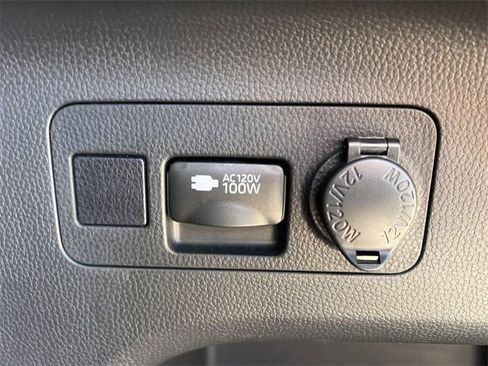 Used 2024 Toyota RAV4 Adventure image 30