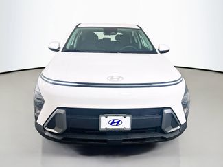 New 2026 Hyundai Kona SE video 2