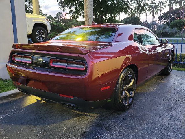Used 2018 Dodge Challenger R/T w/ Sound Group RWD image 3