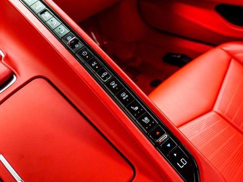 Used 2023 Chevrolet Corvette Stingray Premium Conv w/ Z51 Performance Package RWD image 24