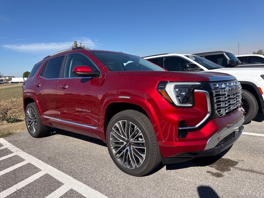 New 2027 GMC Terrain Denali AWD/4WD image 3