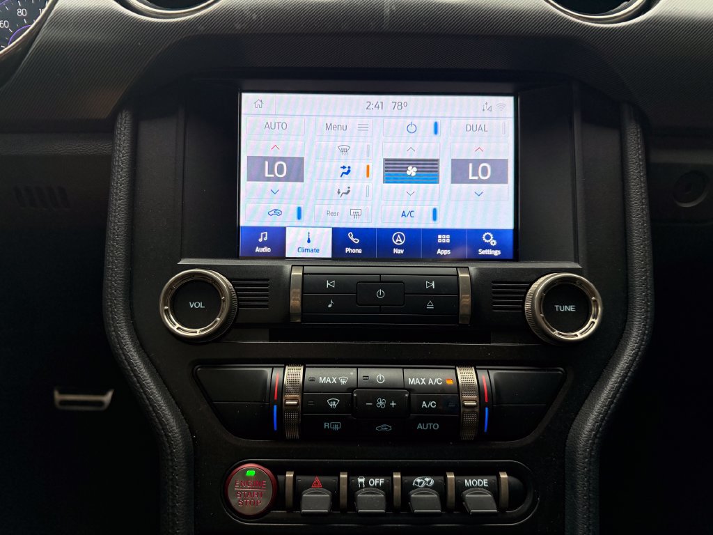 Used 2021 Ford Mustang Shelby GT500 w/ Technology Package RWD image 20