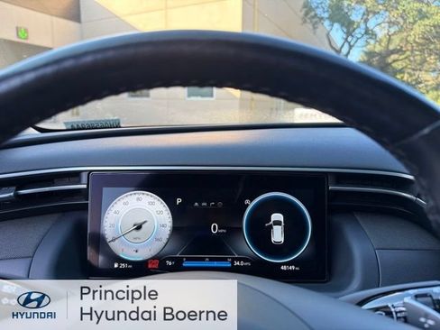 Certified 2022 Hyundai Tucson Limited w/ Cargo Package FWD image 9