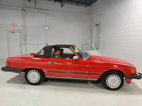 Used 1986 Mercedes-Benz 560 SL 2dr Convertible image 7