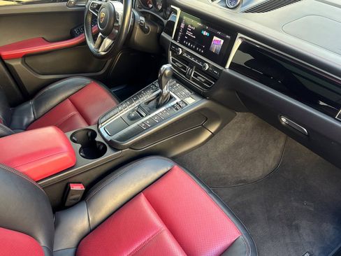 Used 2019 Porsche Macan S AWD/4WD image 20