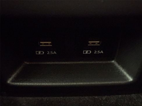 Certified 2023 MAZDA CX-9 Carbon Edition image 38