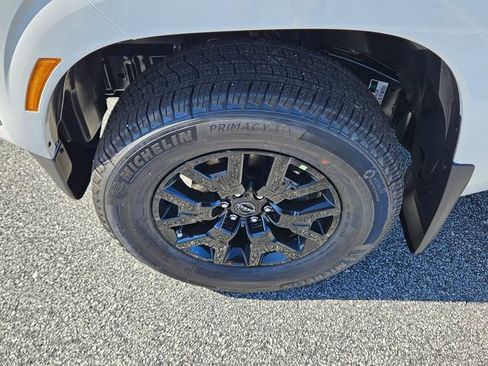 New 2026 Nissan Frontier SV w/ SV Convenience Package image 16