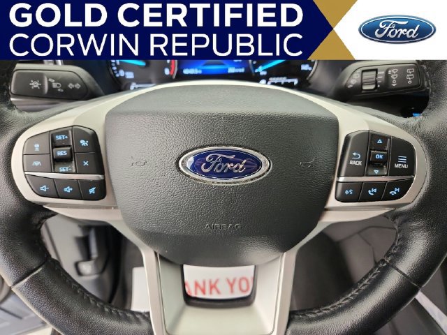 Used 2022 Ford Explorer XLT w/ Equipment Group 202A AWD/4WD image 17