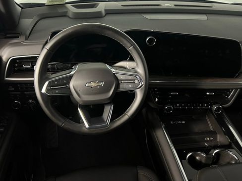 Used 2025 Chevrolet Tahoe Z71 image 13