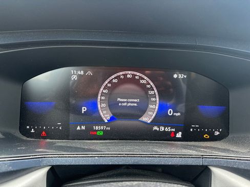 Certified 2023 Volkswagen Taos SE AWD/4WD image 8