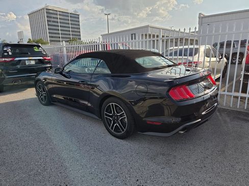 Used 2018 Ford Mustang Premium RWD image 5