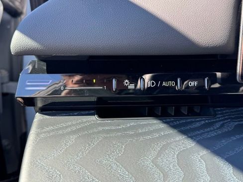 Certified 2024 BMW 530i xDrive w/ M Sport Package image 11