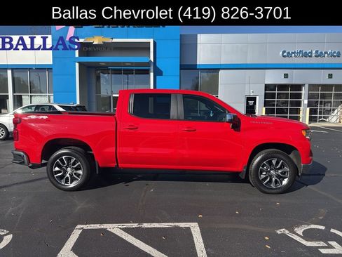 Certified 2022 Chevrolet Silverado 1500 LT AWD/4WD image 24